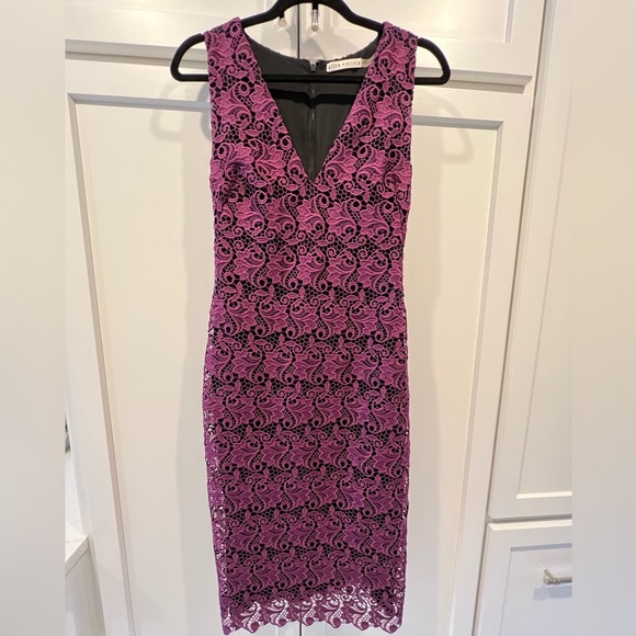 Alice + Olivia Preslee Purple and Black Lace Midi Dress. Size 2. EUC. - Picture 1 of 13